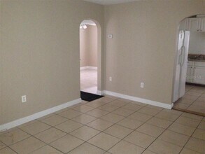 2327 17th Ave S in St. Petersburg, FL - Building Photo - Building Photo