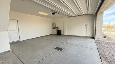 1545 Bat Hawk St in Las Vegas, NV - Building Photo - Building Photo