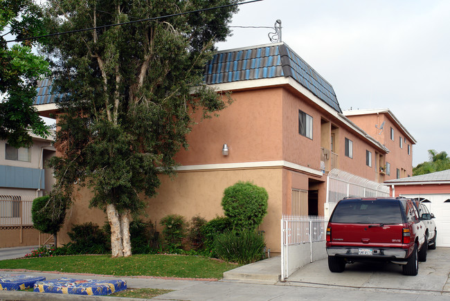 York Pointe in Hawthorne, CA - Foto de edificio - Building Photo