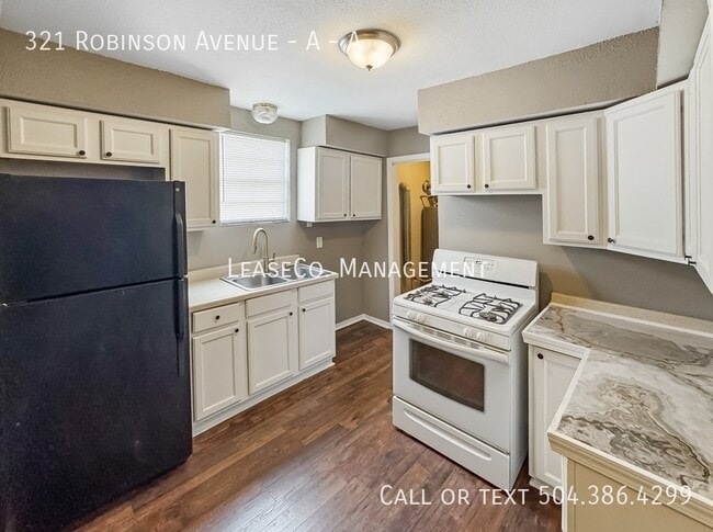 321 Robinson Ave in Marrero, LA - Building Photo - Building Photo