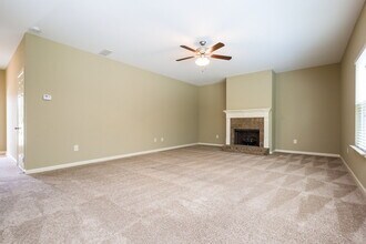 248 Crescent Woode Dr in Dallas, GA - Building Photo - Building Photo