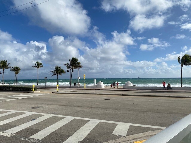 209 N Fort Lauderdale Beach Blvd, Unit 6J in Fort Lauderdale, FL - Foto de edificio