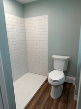 1183 Kingstown Rd, Unit 1183 Kingstown Rd Unit 2R in South Kingstown, RI - Foto de edificio - Building Photo