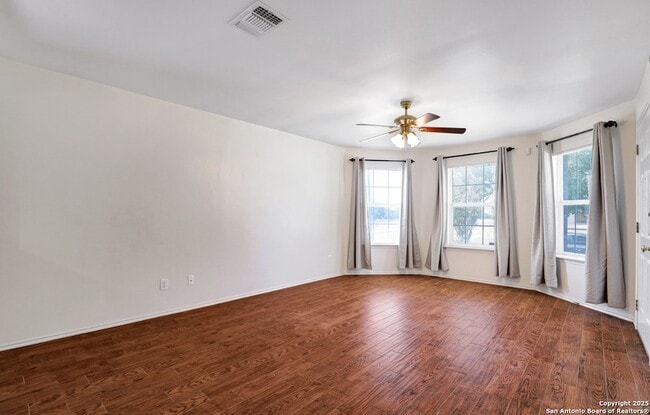 10603 N Shaenridge in San Antonio, TX - Building Photo - Building Photo