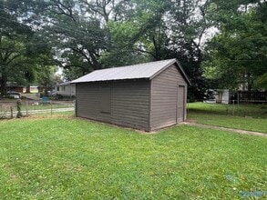 2002 Enolam Blvd SE in Decatur, AL - Building Photo - Building Photo