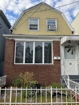 98 W 27th St in Bayonne, NJ - Building Photo