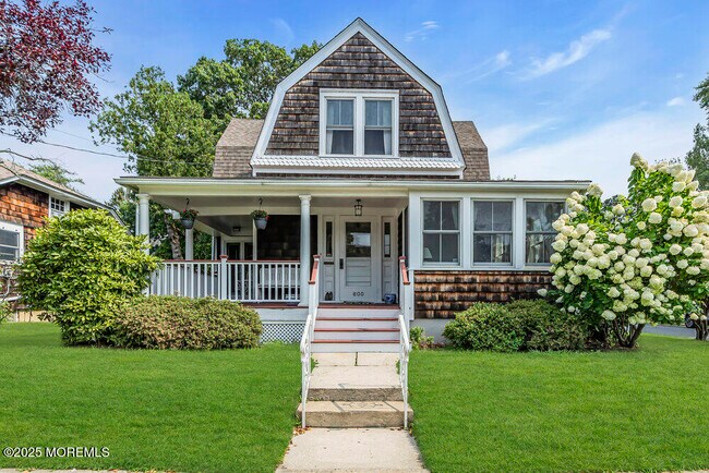 600 St Clair Ave in Spring Lake, NJ - Building Photo - Building Photo