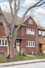 53 Clifton Rd in Toronto, ON - Building Photo - Building Photo