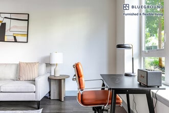 1800 Lacassie Ave in Walnut Creek, CA - Building Photo - Building Photo