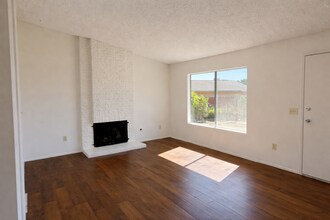 6124 Dracaena Ct in San Diego, CA - Building Photo - Building Photo