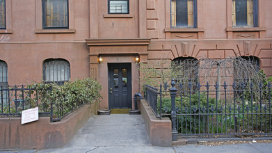 50 8th Ave in Brooklyn, NY - Building Photo - Building Photo