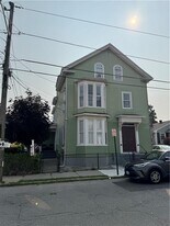 23 Barrows St in Providence, RI - Building Photo