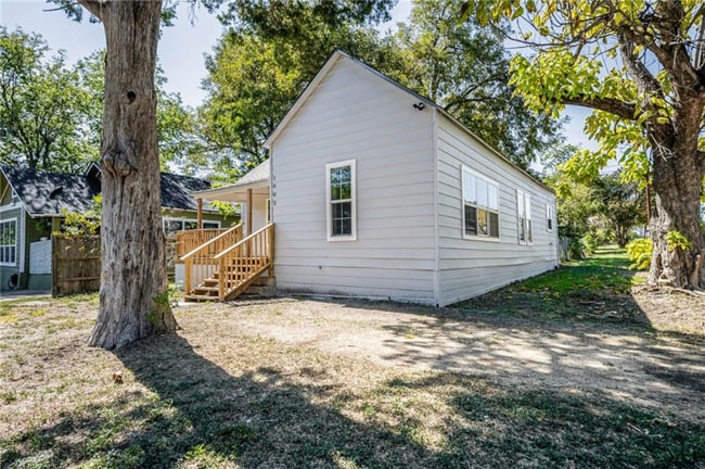 1002 S 2nd St in Temple, TX - Building Photo - Building Photo