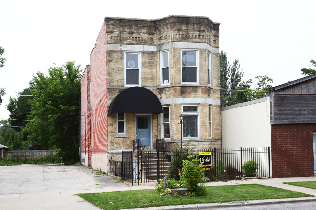 617 Madison St in Oak Park, IL - Building Photo