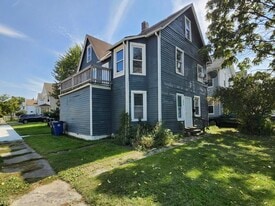 2033 W 98th St in Cleveland, OH - Building Photo