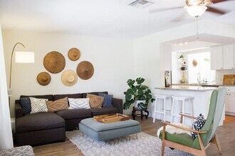 556 NW 15th Ct in Boca Raton, FL - Building Photo - Building Photo