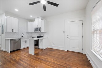 405 4th St NE in Atlanta, GA - Building Photo - Building Photo
