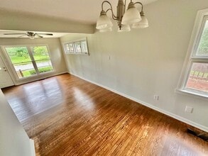 400 Sylvan Terrace in Hopkinsville, KY - Building Photo - Building Photo