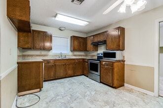 314 San Carlos Cir in Lafayette, LA - Building Photo - Building Photo