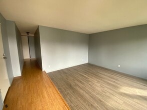 1014 Waterbrook Ct in Santa Rosa, CA - Building Photo - Building Photo