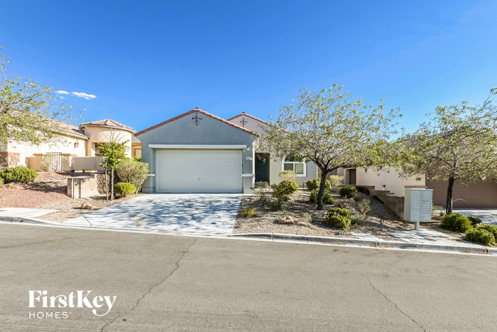 2627 Lochleven Way in Henderson, NV - Building Photo