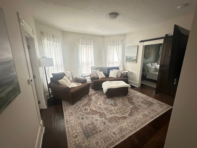 47 W Gibson St, Unit 47 W Gibson, Unit 47 W Gibson