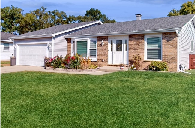 property at 1410 N Scully Dr