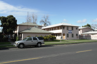 210 N. C Street in Madera, CA - Building Photo - Building Photo