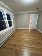 7 Cammerer Ave, Unit 2nd floor cammerer in East Rockaway, NY - Foto de edificio - Building Photo