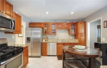 223 N Kendor Dr in Anaheim, CA - Building Photo - Building Photo