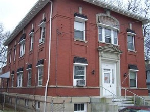 237 Hunsford St in Cincinnati, OH - Building Photo - Building Photo