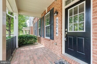 23216 Observation Dr in Clarksburg, MD - Building Photo - Building Photo