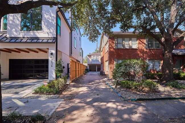 2634 Peckham St in Houston, TX - Building Photo - Building Photo