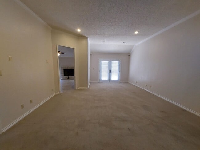 347 Stewart St in Meadowlakes, TX - Building Photo - Building Photo