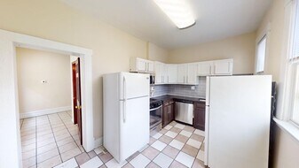 181 E 13th Ave in Columbus, OH - Building Photo