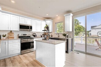 The Villas at Patapsco Glen in Baltimore, MD - Building Photo - Building Photo