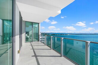 2900 NE 7th Ave, Unit 1003 in Miami, FL - Foto de edificio - Building Photo