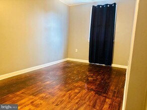 2111 Vailthorn Rd in Middle River, MD - Building Photo - Building Photo