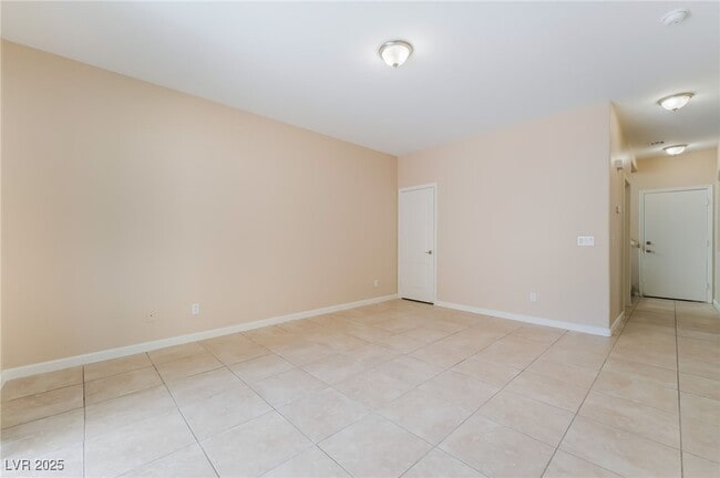property at 5086 Echo Shire Ave