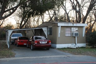 Oak Creek Ranch MHC Apartments