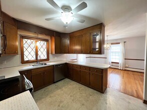 524 Saybrook Rd in Haddam, CT - Building Photo - Building Photo