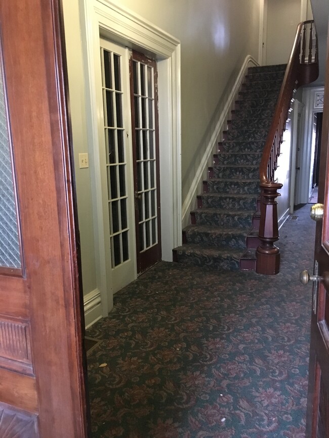 918 W 4th St, Unit 1W in Williamsport, PA - Building Photo - Building Photo