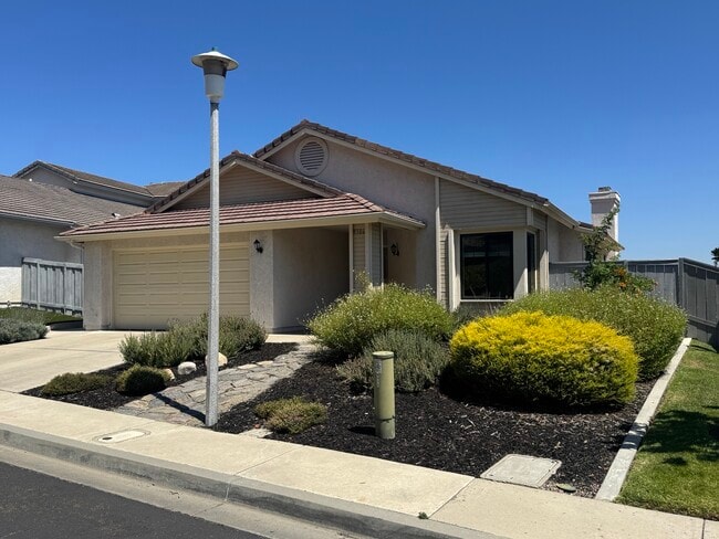 9306 Northridge Pl in Santee, CA - Foto de edificio - Building Photo