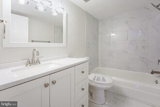 1521 Colonial Dr in Woodbridge, VA - Building Photo - Building Photo