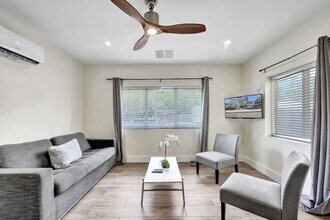3020 Seville St, Unit SI ID1503984P in Fort Lauderdale, FL - Foto de edificio - Building Photo