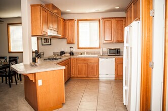 3558 Waterford St in Richland, WA - Building Photo - Building Photo