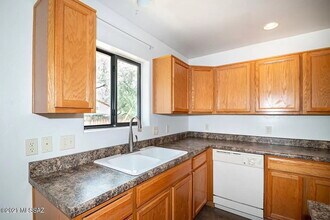 1601 E Glenn St in Tucson, AZ - Foto de edificio - Building Photo