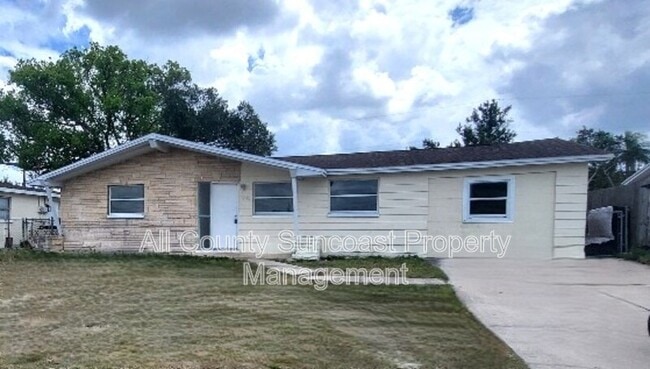 4018 Darlington Rd in Holiday, FL - Building Photo - Building Photo