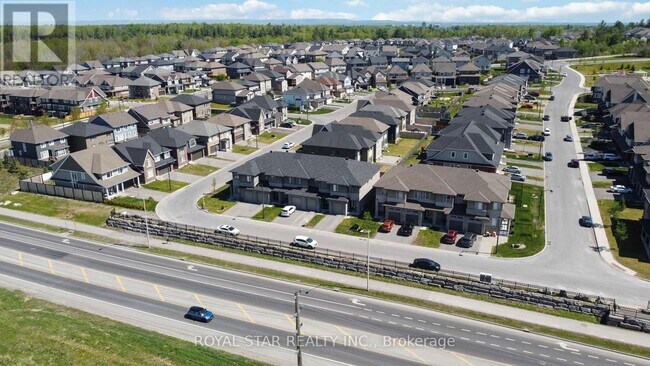 651 Gabriola Way in Ottawa, ON - Building Photo - Building Photo