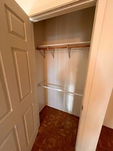 411 E Essex St-Unit -#C in Glasford, IL - Building Photo - Building Photo